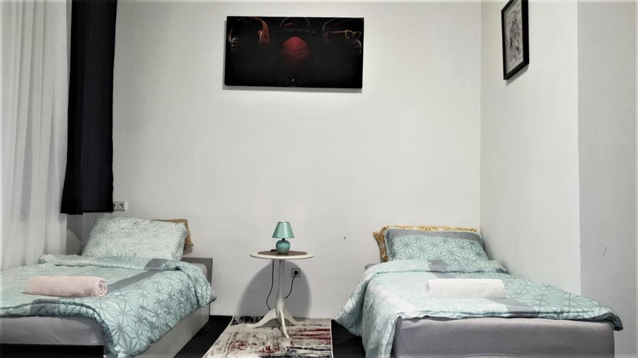 Wohnung In Der Naehe Wiener Stadthalle Und Zentrum 9 Buitenkant foto