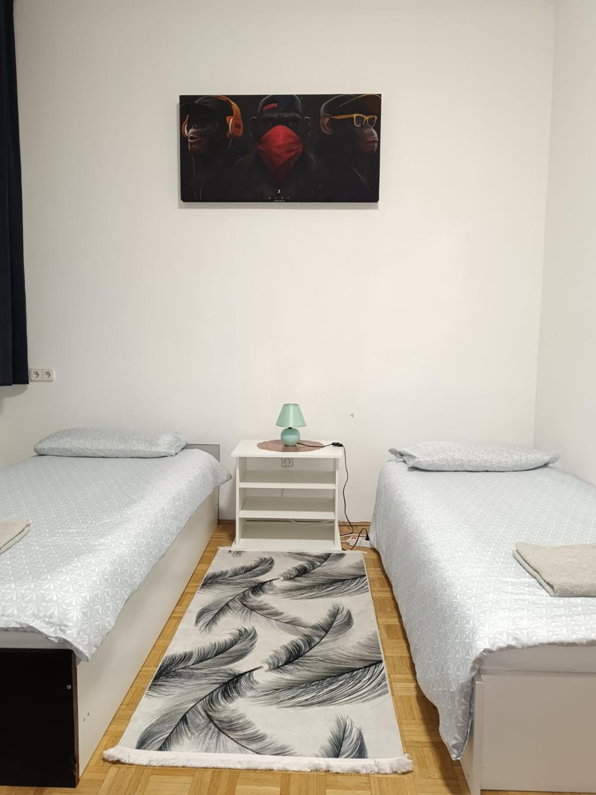 Wohnung In Der Naehe Wiener Stadthalle Und Zentrum 9 Buitenkant foto