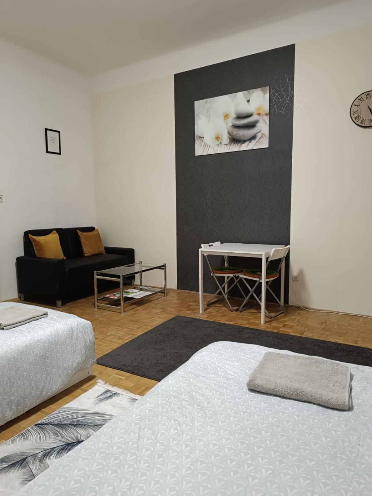 Wohnung In Der Naehe Wiener Stadthalle Und Zentrum 9 Buitenkant foto